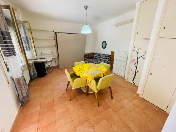 San Giovanni -   1 locali  � 149000 T111