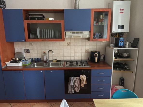 Labicano -   2 locali  � 0 A2141