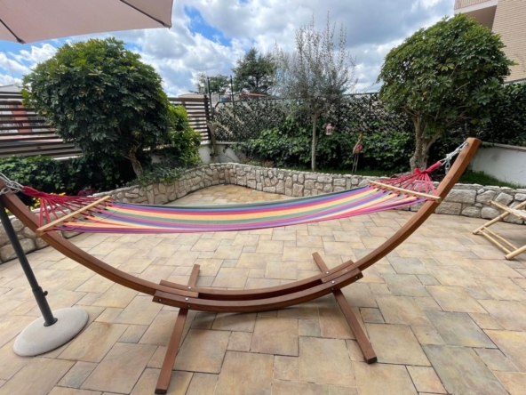 TRILOCALE RISTRUTTURATO CON AMPIO TERRAZZO