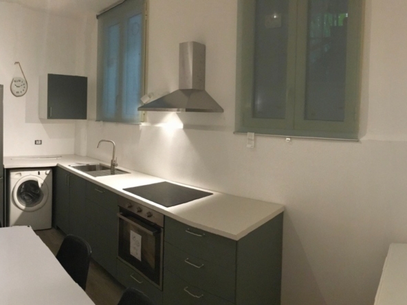 Bologna -   3 locali  � 0 A3129