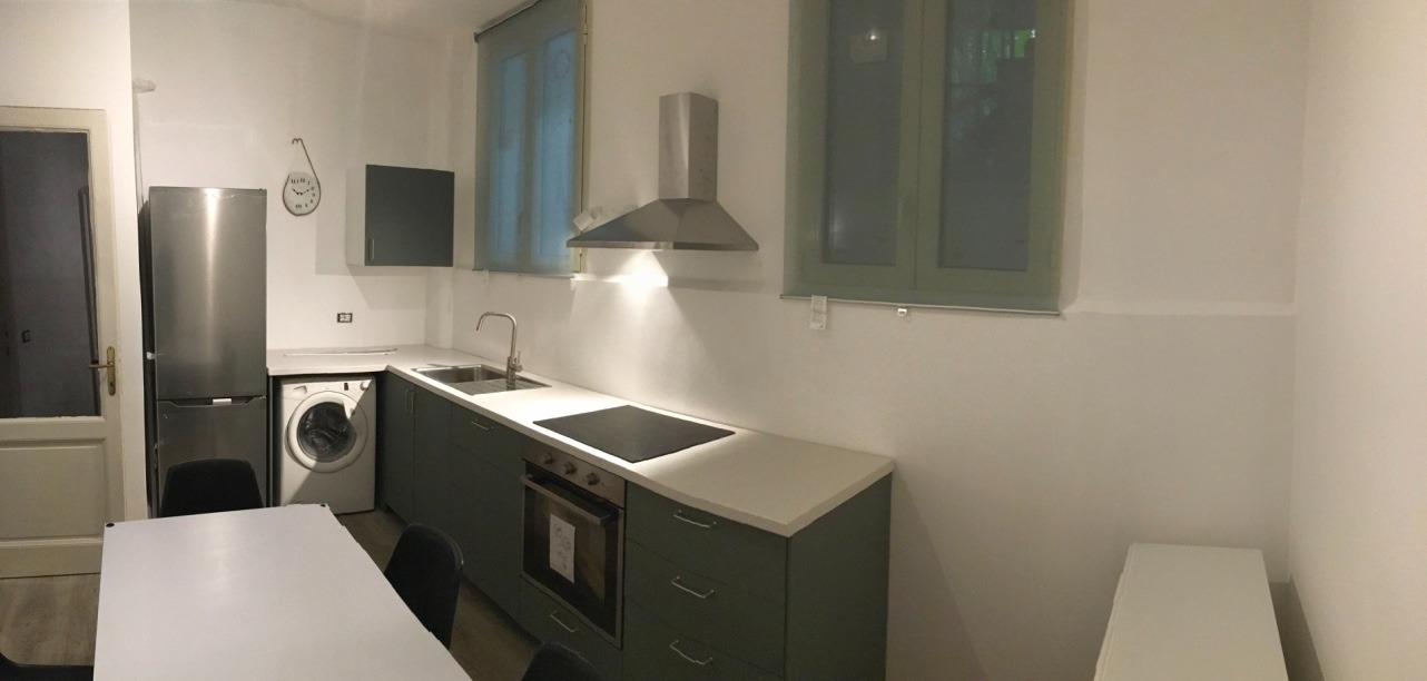 Bologna -   3 locali  � 0 A3129
