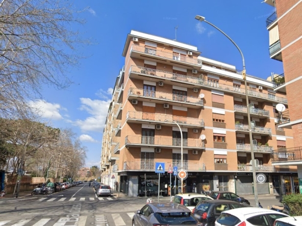 ATTICO VIA FILIPPO MEDA  T416