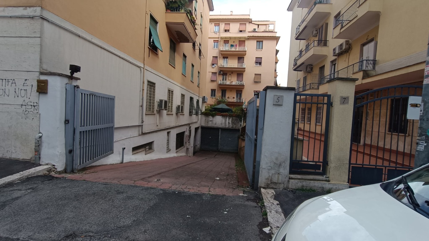 Monte Sacro -   1 locali  � 35000 T112
